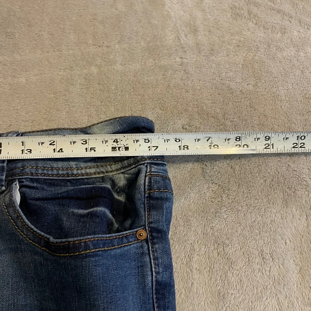 WallFlower Jeans Womens 17 Short Blue Luscious Curvy Fit Bootcut Flare Stretch